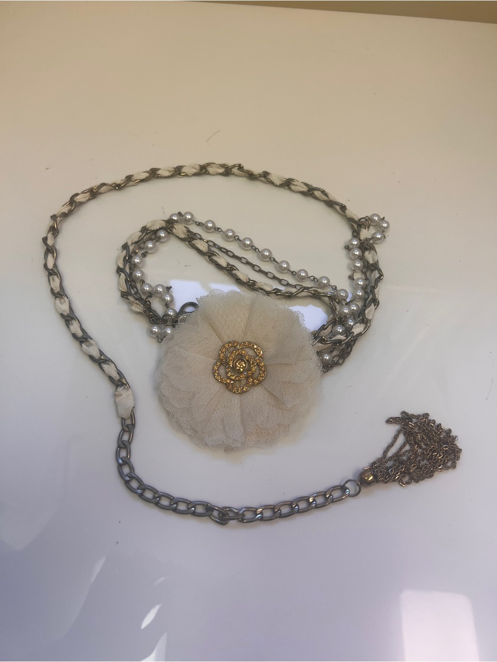 Pearl-Trimmed Fabric Flower Long chain belt